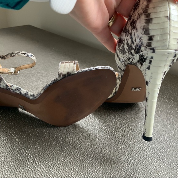 Michael kors genuine snake skin sandal - Picture 4 of 7